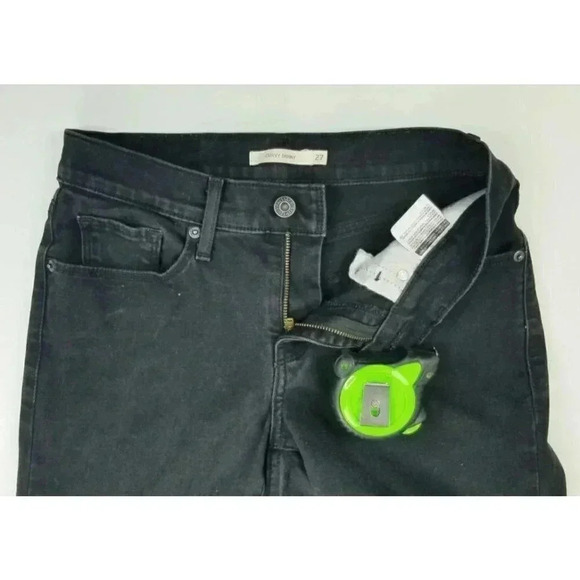 Levi's 27X30 Womens Curvy Skinny Black Denim Jeans Black Logo Tag Red Pocket Tag - Picture 7 of 12